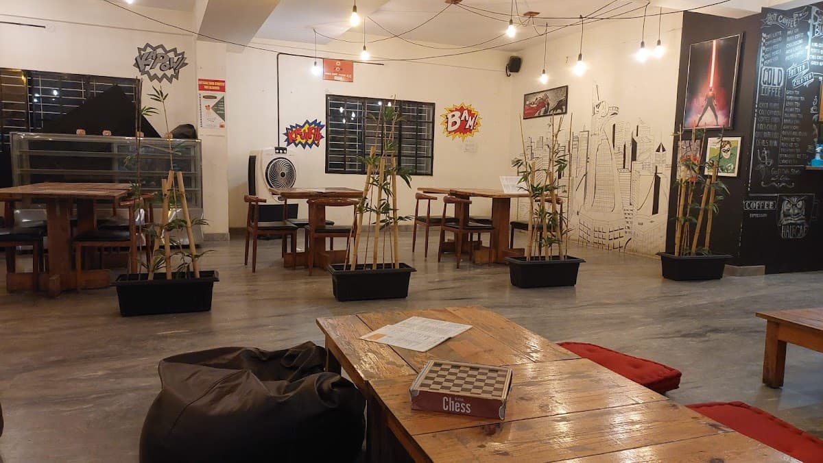 Cafe Down The Alley - Photo 5