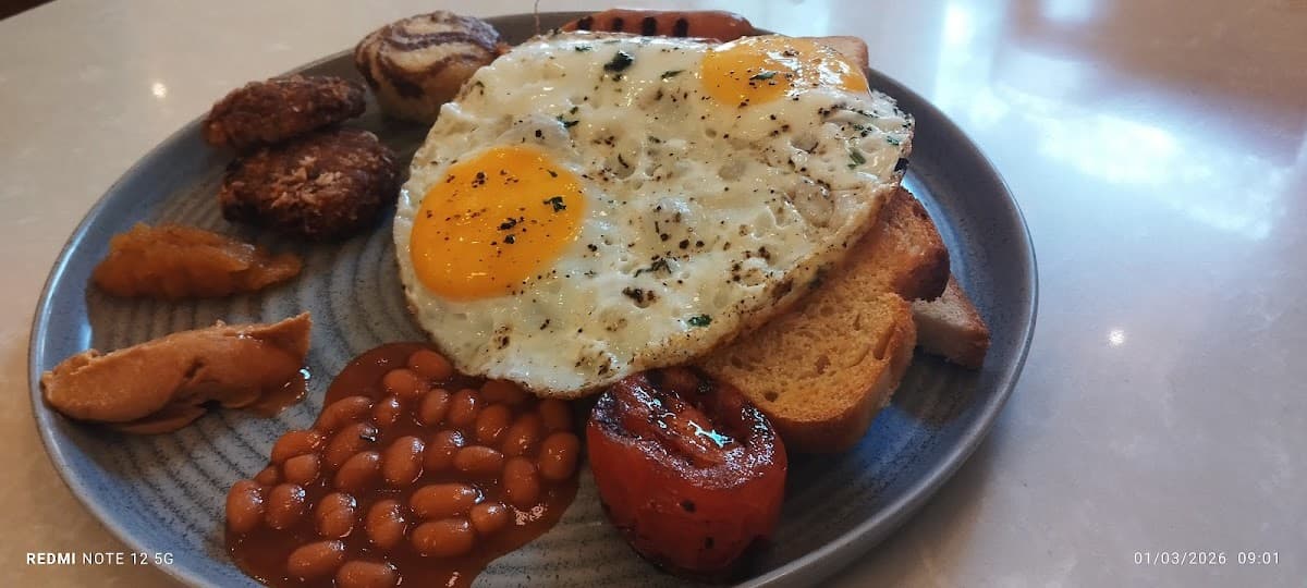 Paper & Pie - Photo 5