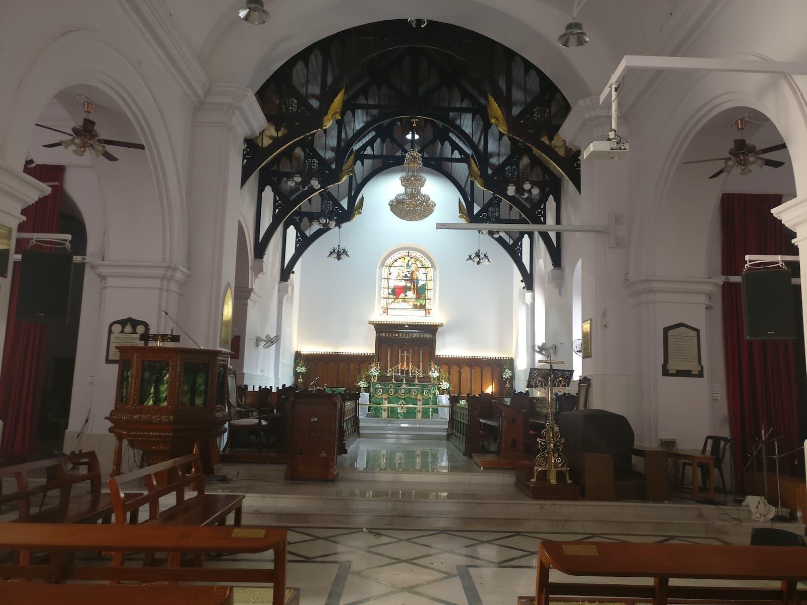 Holy Trinity Church photo 4
