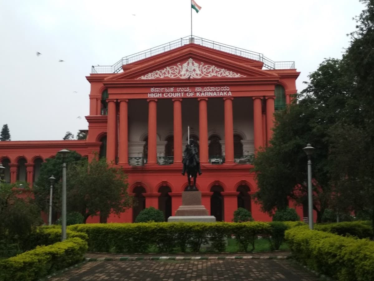 Cubbon Park - Photo 6