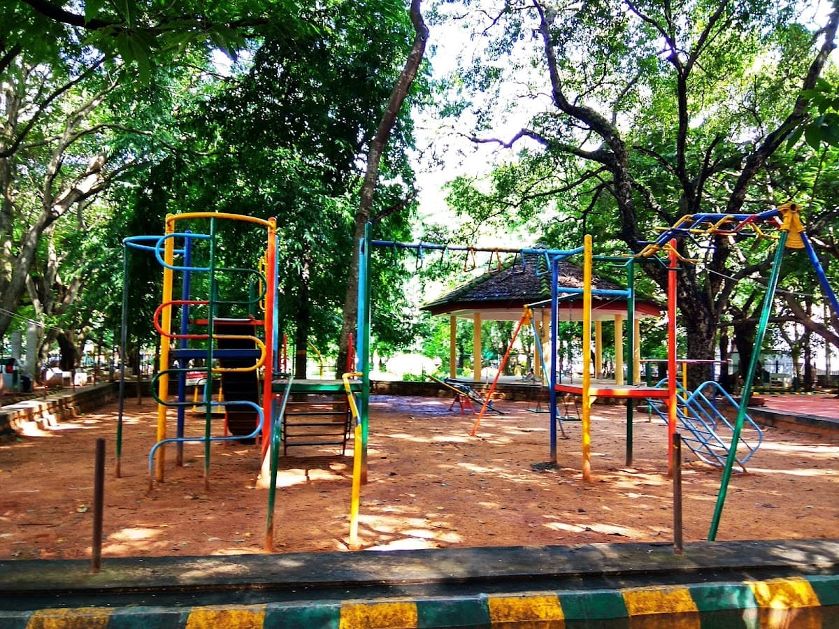 Madhavan Park - Photo 3