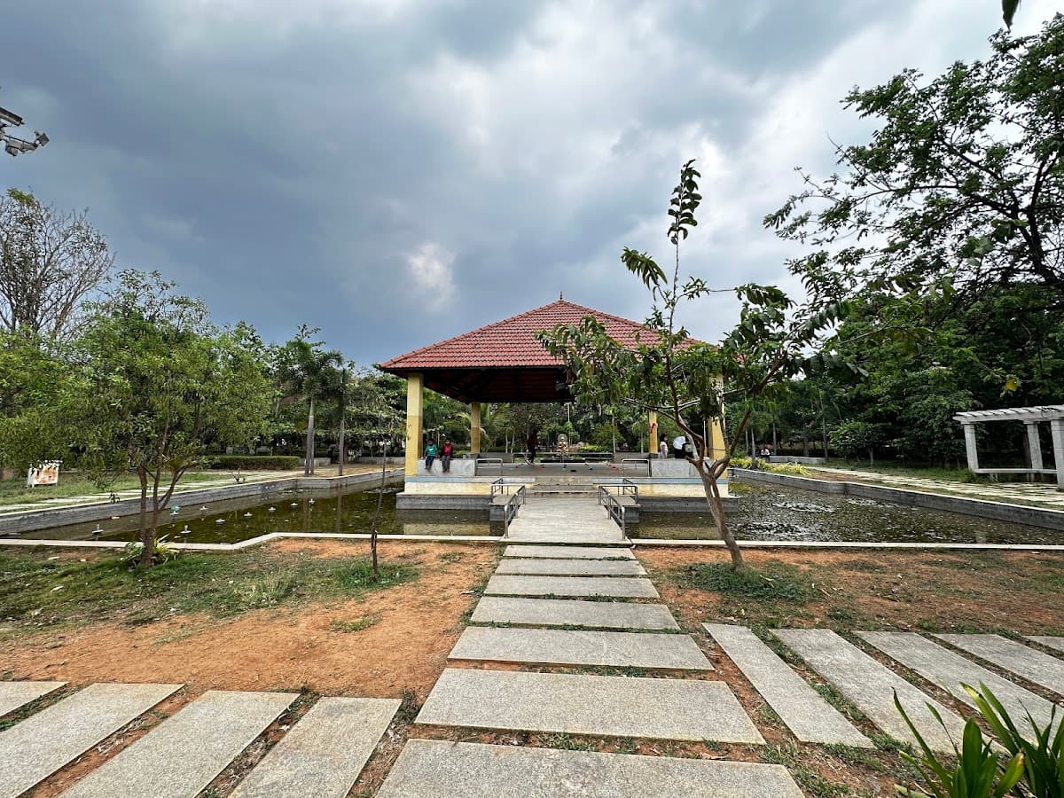 Tree Park HSR - Photo 3