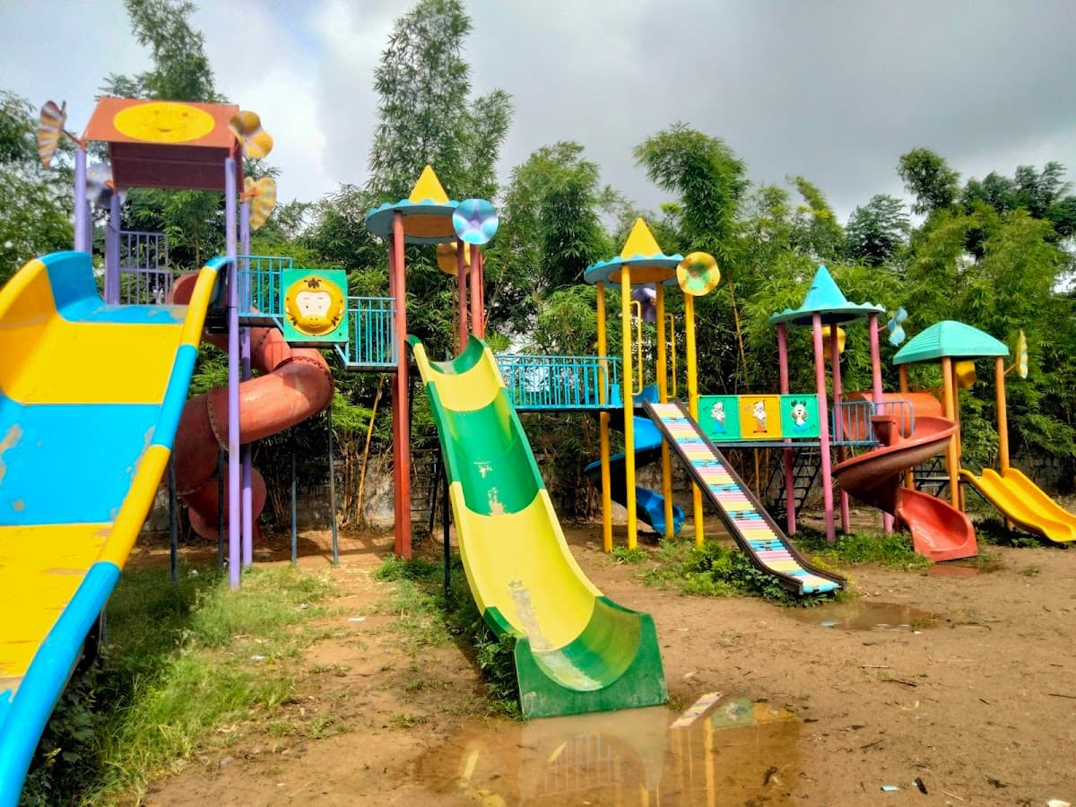 Tree Park HSR - Photo 5