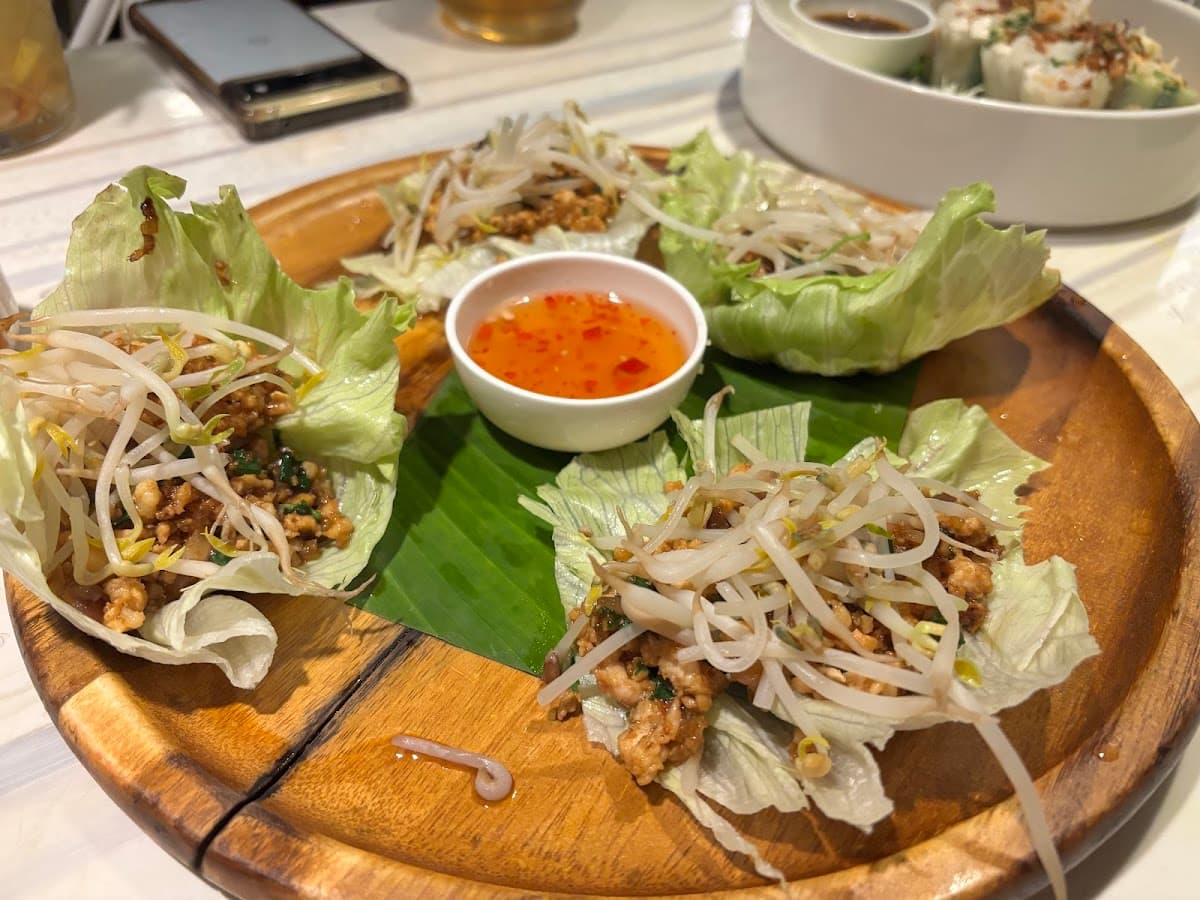 Phobidden Fruit - Photo 2