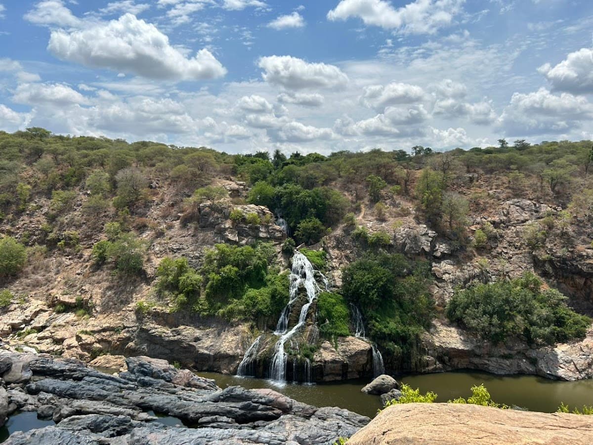 Chunchi Falls - Photo 2