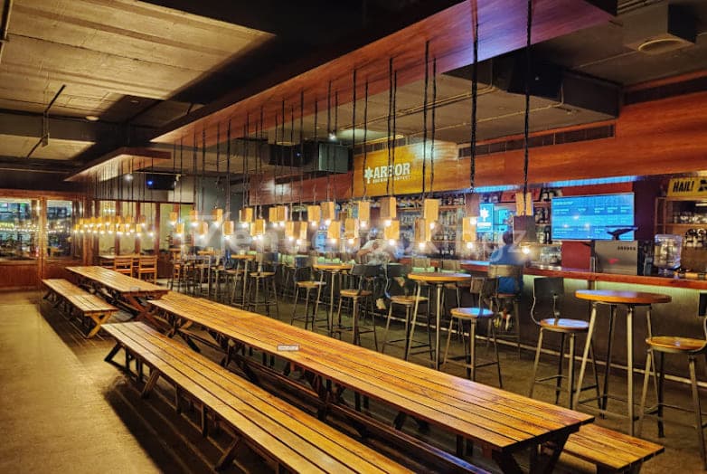 Arbor Brewing Company - Photo 2