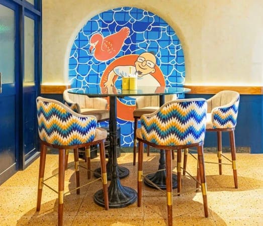 Jolly Johnny's Bar - Photo 4