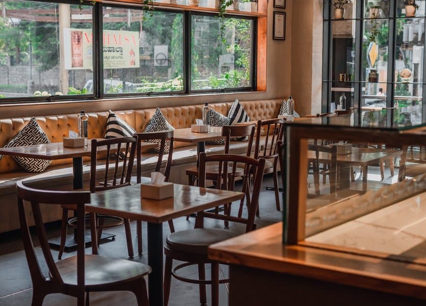 Lavonne Cafe & Patisserie - Photo 4