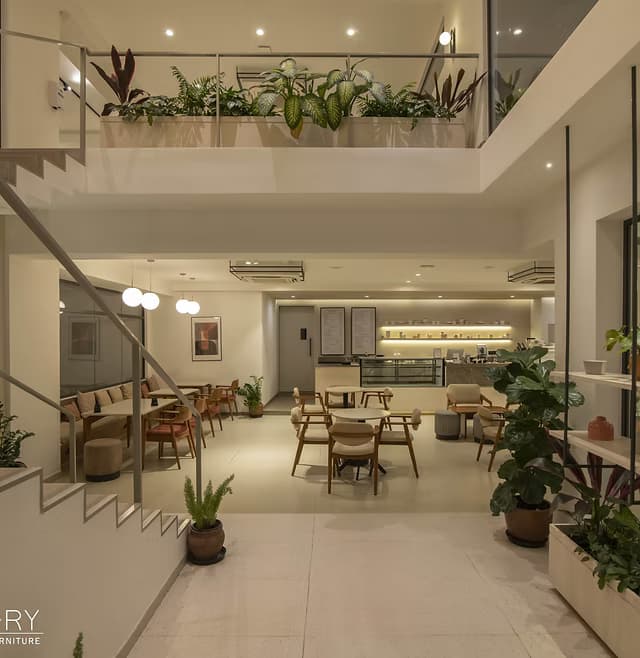 Paper & Pie - Photo 2