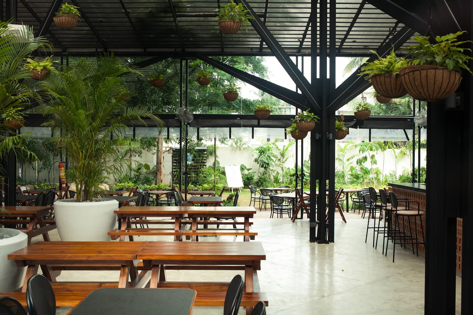 URU Brewpark dog-friendly cafe in JP Nagar
