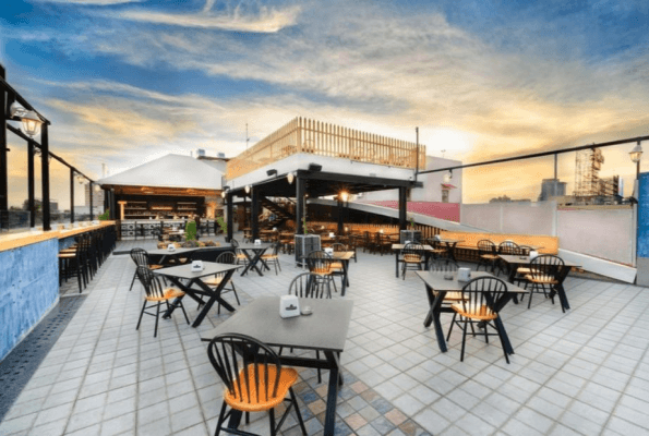 ShakesBierre Brewpub & Kitchen - Photo 4