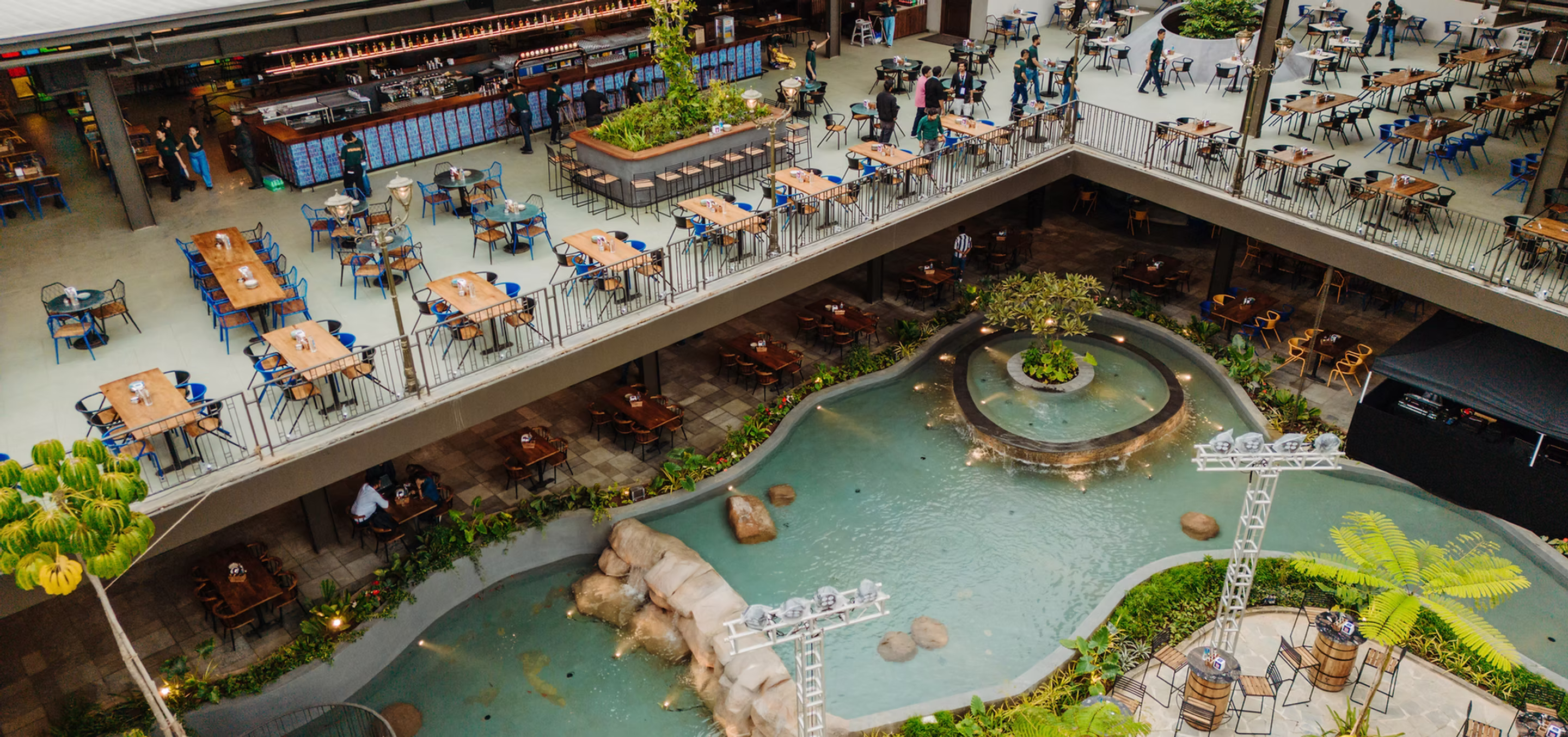 The Bier Library - Photo 2