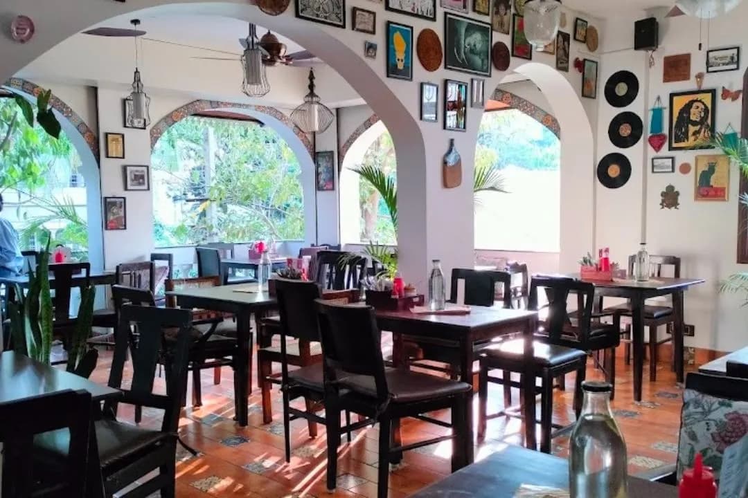 The Hole in the Wall Cafe - Photo 1