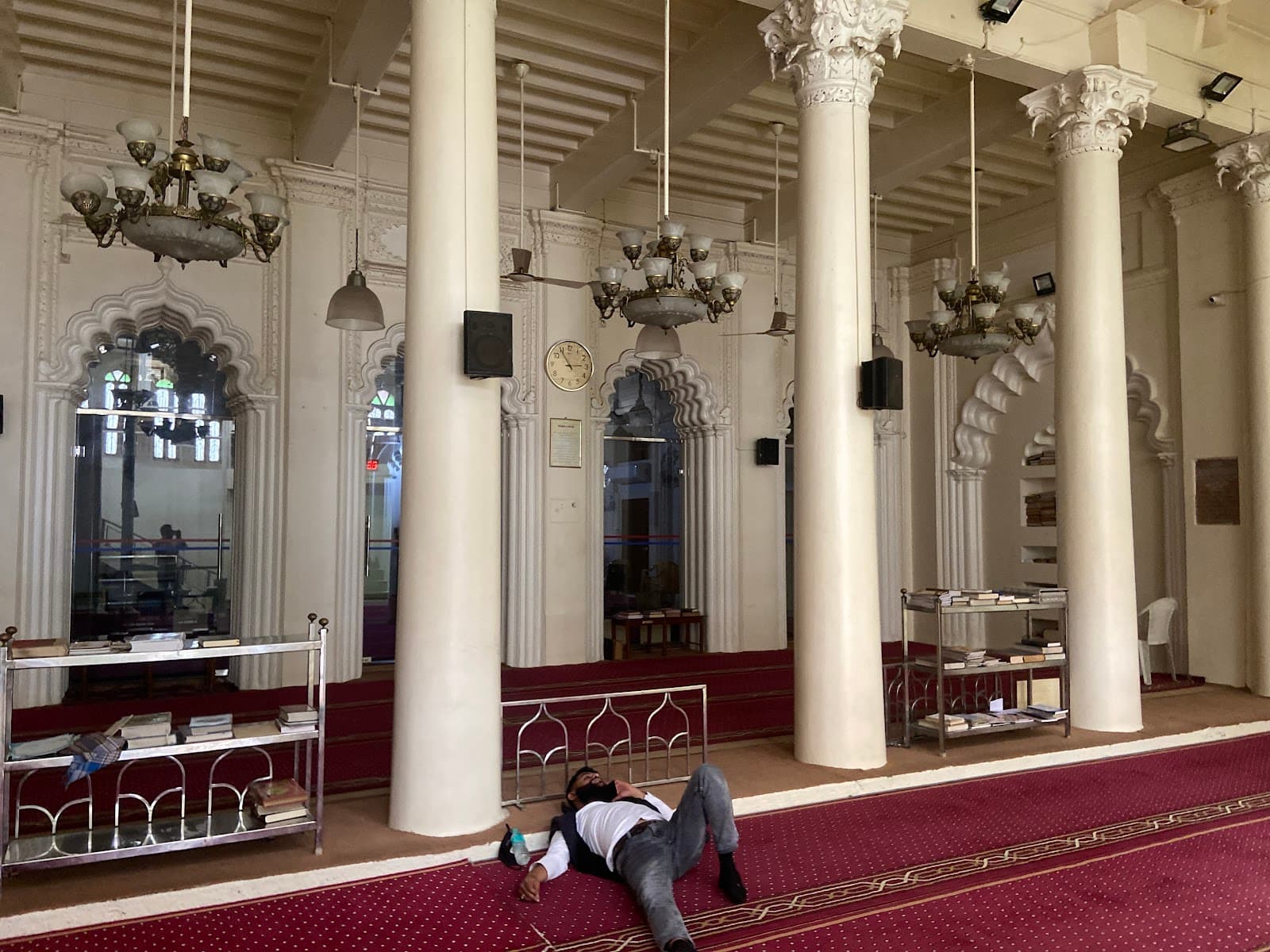 Markazi Masjid e Ahle Hadees Charminar photo 2