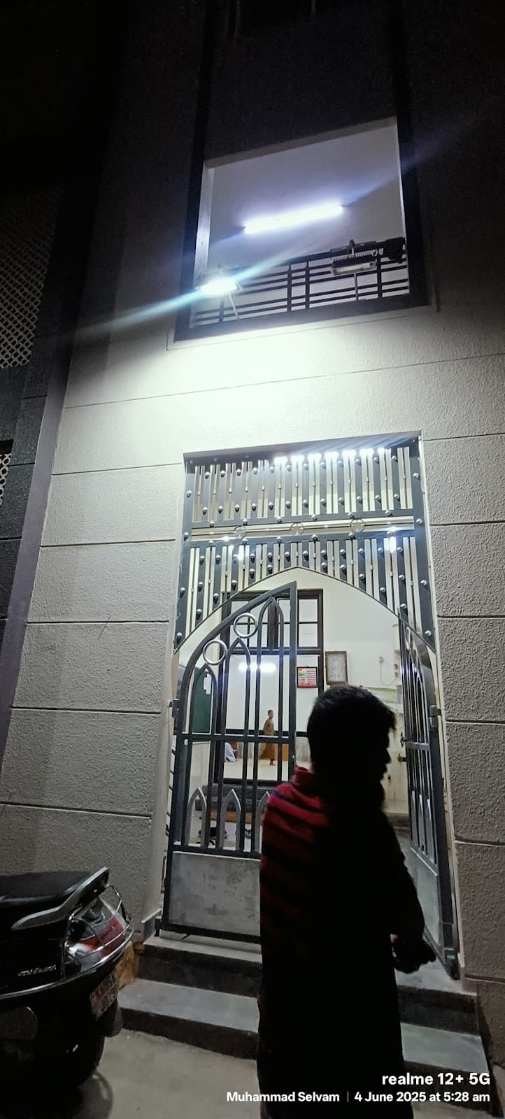 Masjid e Abu Raihan in K.G. Halli, Bangalore