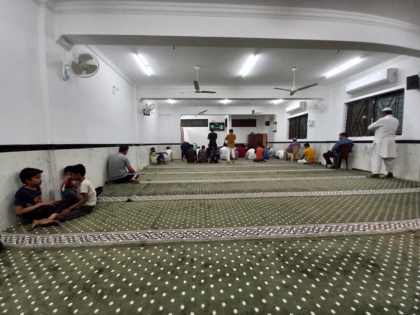 Masjid e Omar Farooq photo 6