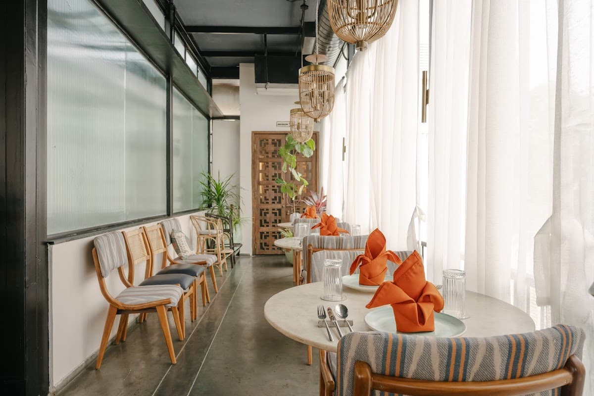 Native Table At Go Native