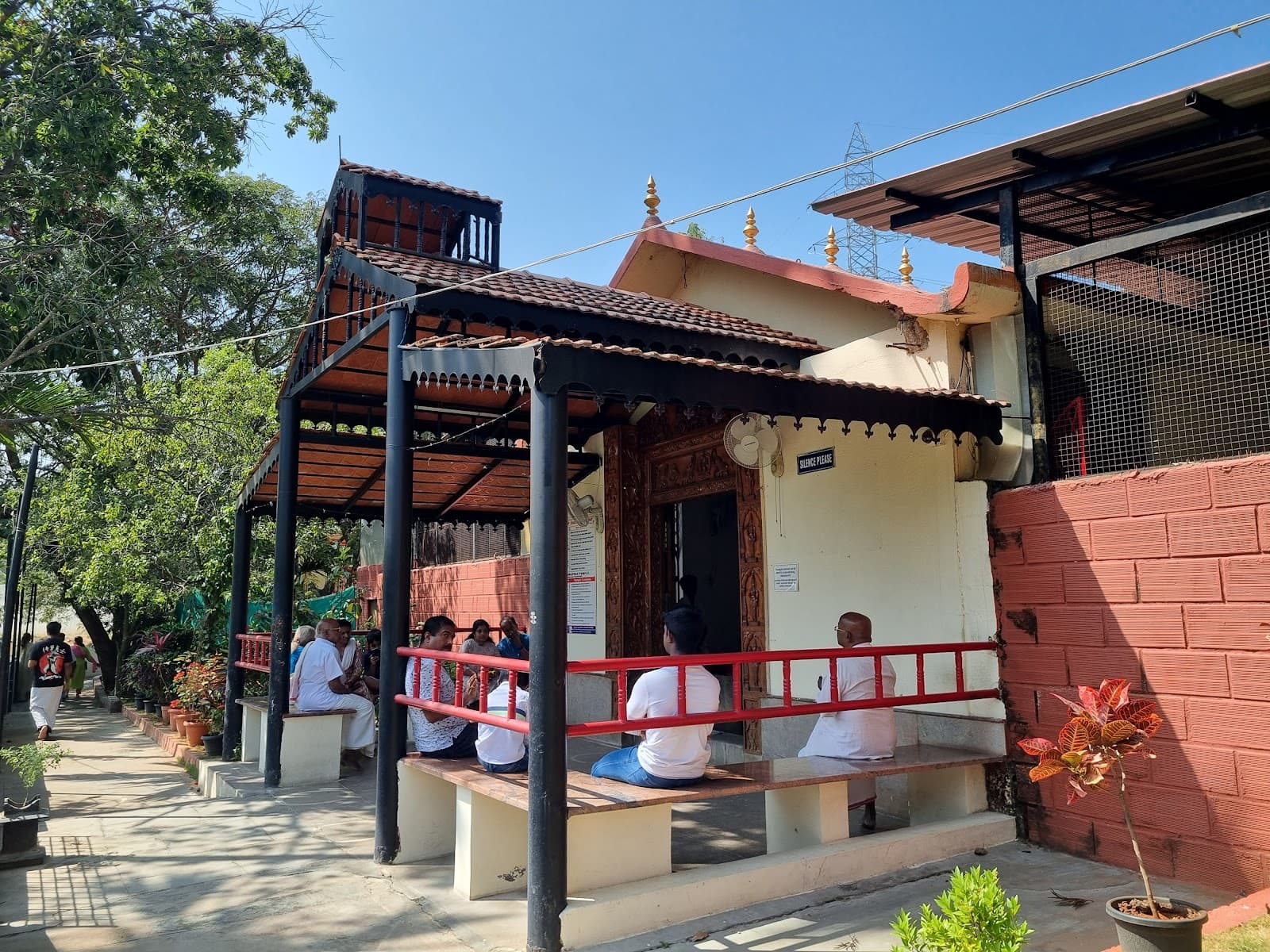 Nettigere Guruvayurappan Temple photo 6
