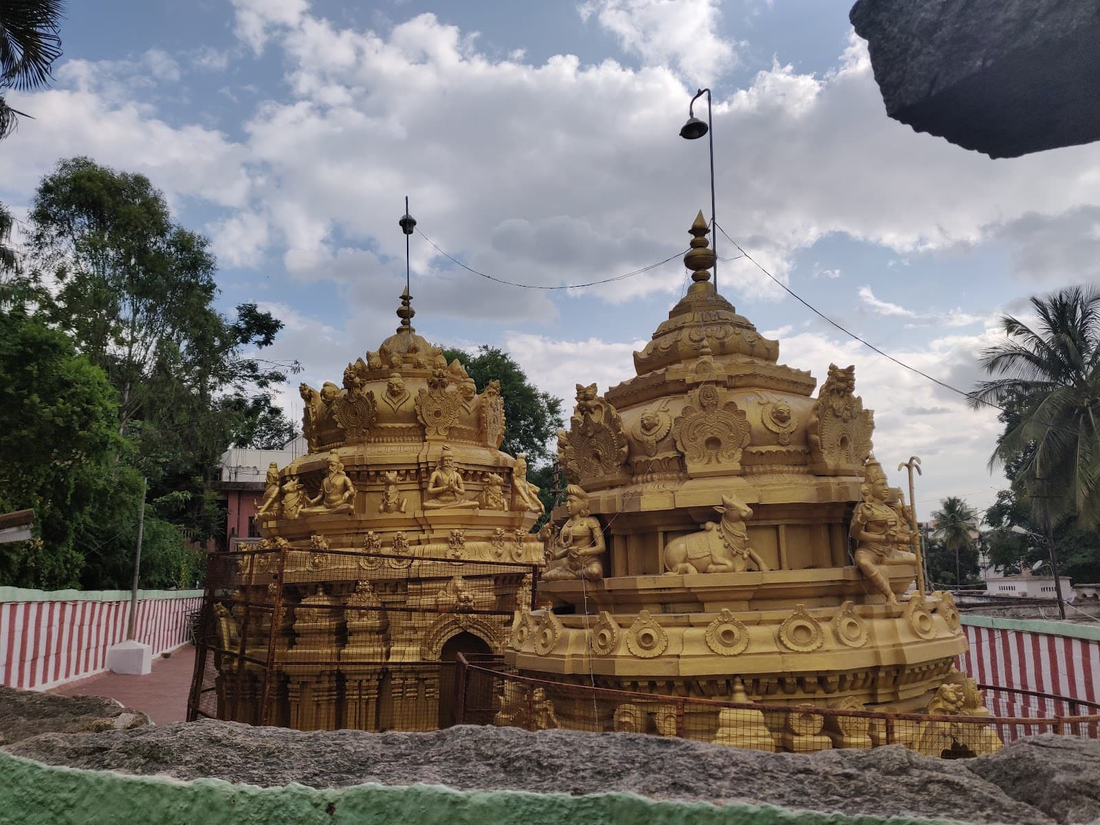 Sri Gavi Gangadhareshwara Swamy Temple in Gavipuram, Bangalore