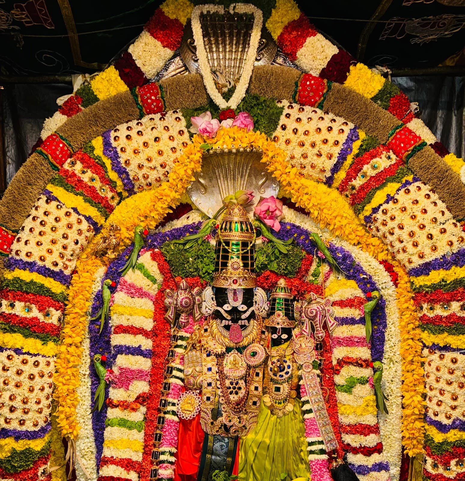 Sri Lakshmi Narasimha Swamy Temple, Balepete in Balepete, Bangalore