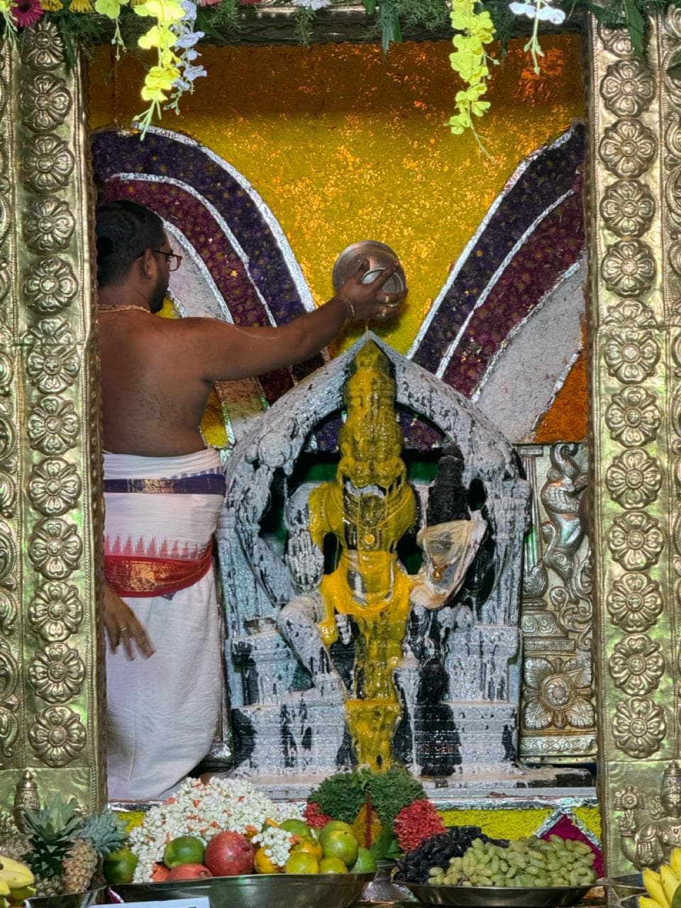 Sri Lakshmi Narasimha Swamy Temple, Balepete photo 4