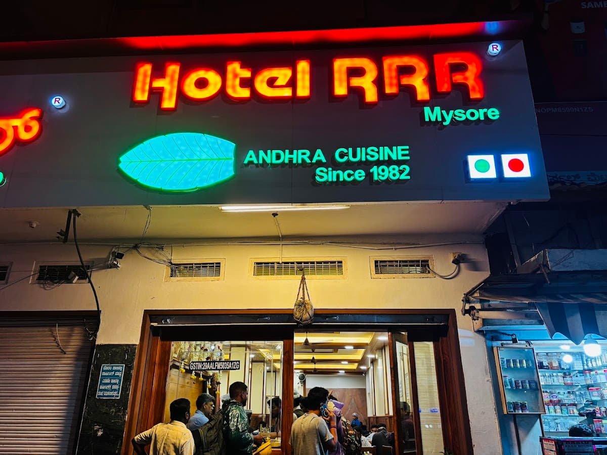 Hotel RRR